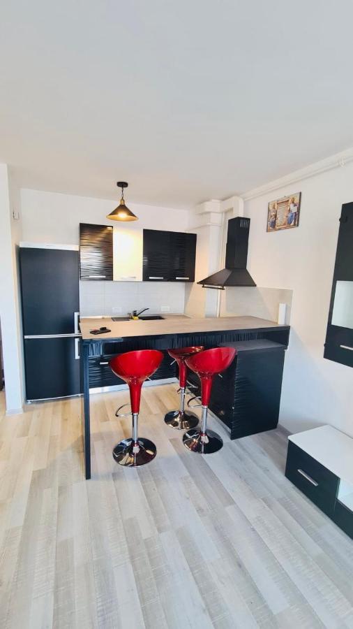 Bacovia Cazare Coresi Apartment Brasov Ngoại thất bức ảnh